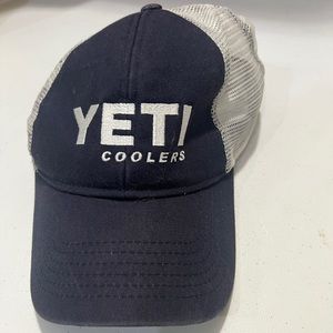 YETI Coolers Baseball Cap Hat Mesh
Snapback Cotton Blend Adult One Size